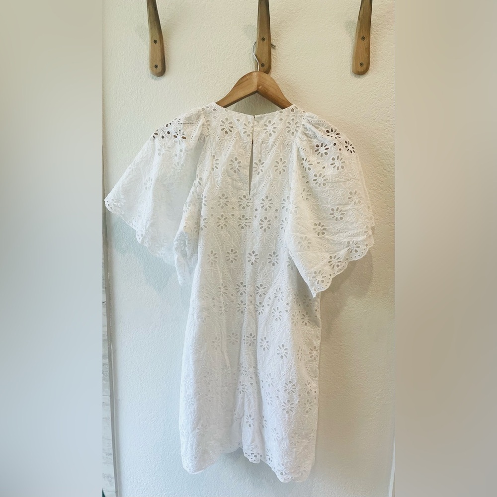 Kate Spade Spice Things Up White Eyelet Shift Dress Size Small - Picture 3 of 4